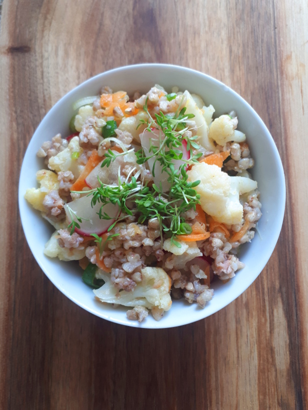 Buchweizen-Gemüse-Salat